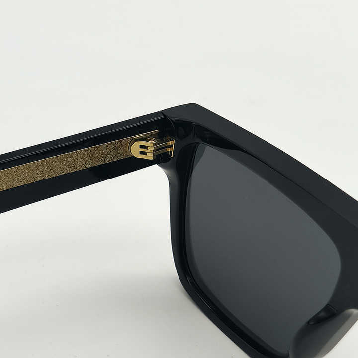 High quality fashion logo