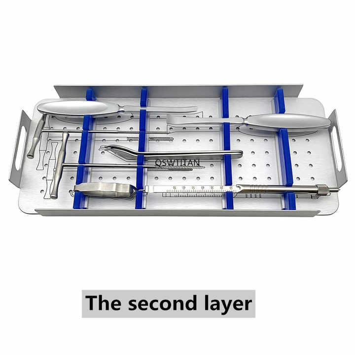 Several tools for treating dissections and upper limbs first aid 