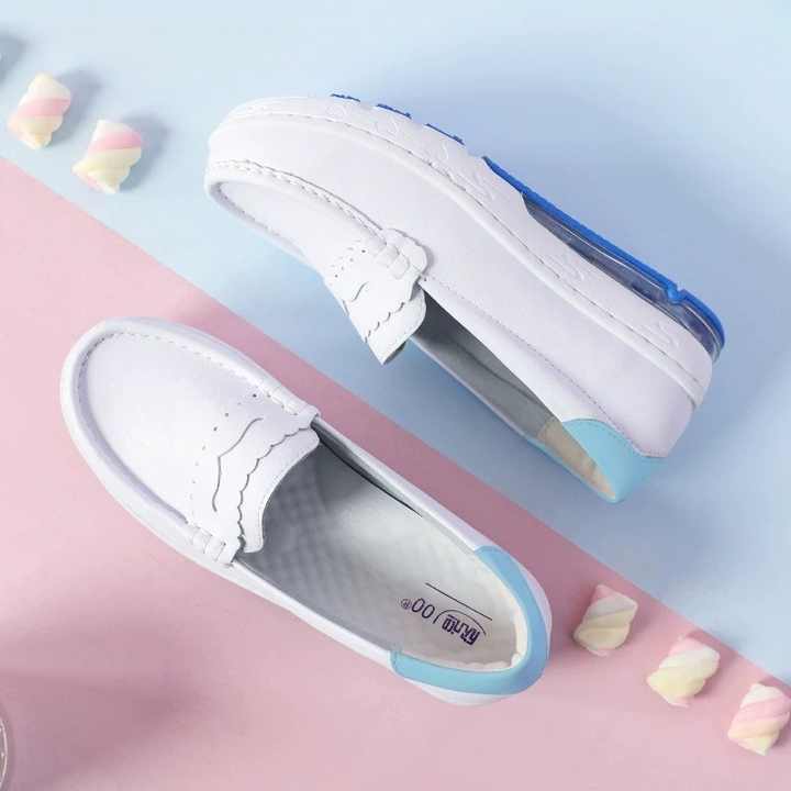 Wholesale High Quality Women's White Comfortable Non-slip Hospital Pillow for Autumn 