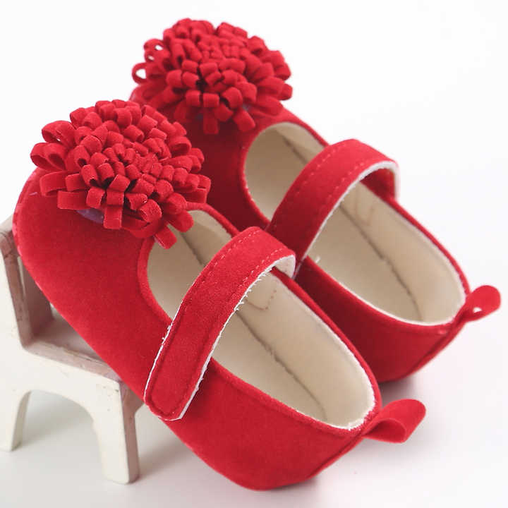 Children's shoes 