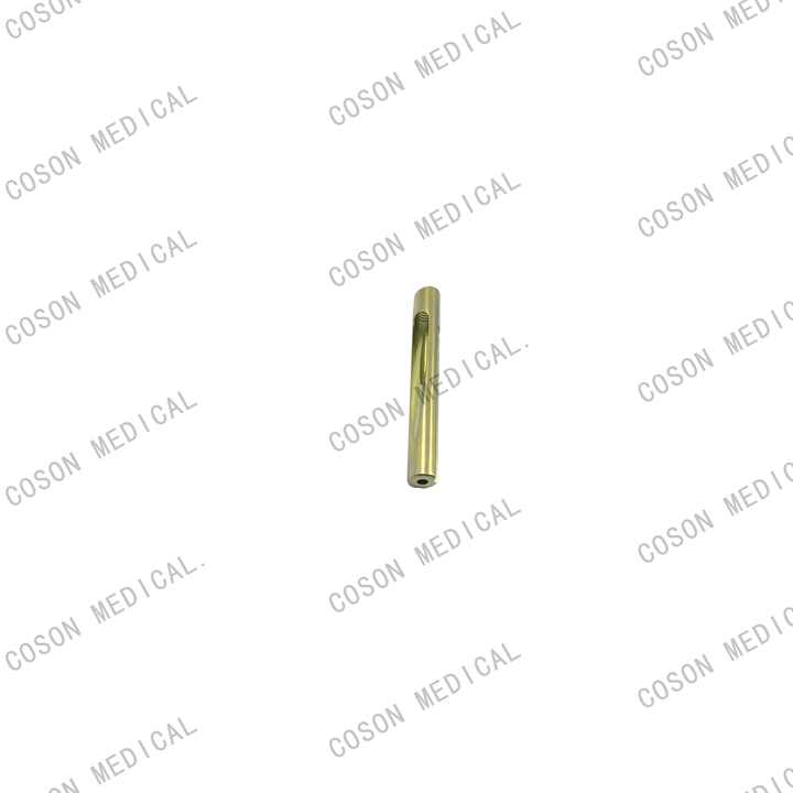 Screw for medical equipment set 