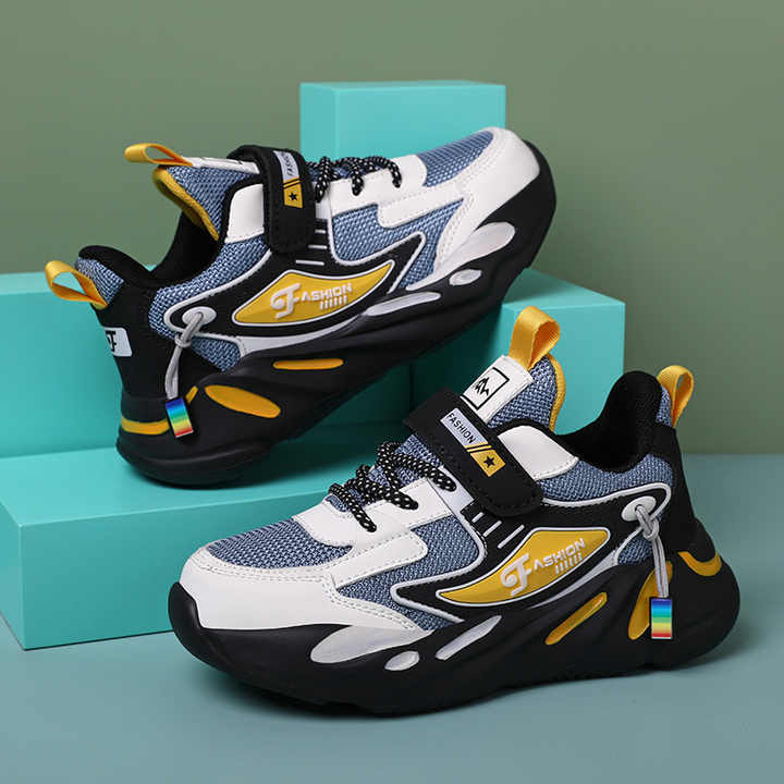 Children's shoes 