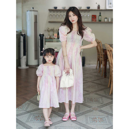 Custom Cotton Mother and Daughter Dresses Clothes for Family Matching Outfits Dress Shirt Parent-Child Family Matching Clothesمخصص القطن الأم وابنته فساتين الملابس للأسرة مطابقة الزي اللباس قميص الوالدين والطفل الأسرة مطابقة الملابس