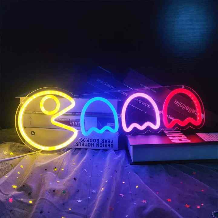 لافتة ألعاب ديكور