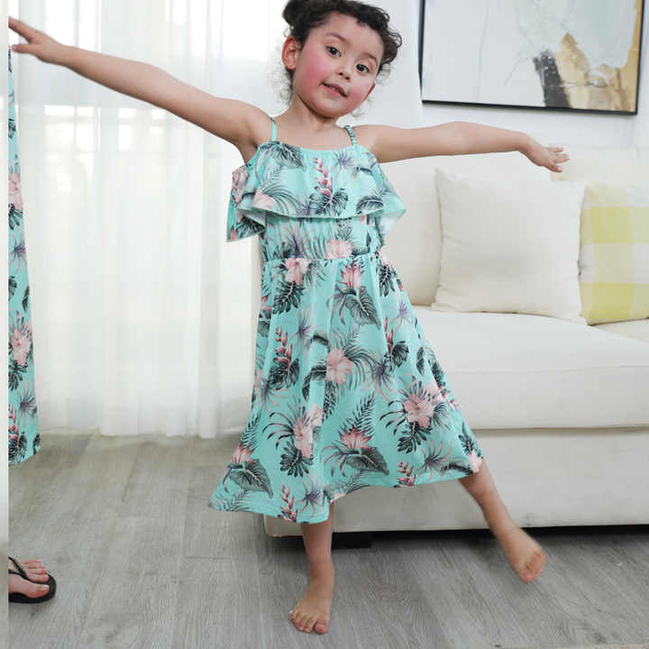 Summer Family Matching Clothes Set Mommy and Me Slip Dresses Father Son and Baby Outfits Parent-Child Wearالصيف الأسرة مطابقة الملابس مجموعة الأم و لي زلة فساتين الأب ابنه و الطفل تجهيزات الملابس الوالدين والطفل ارتداء