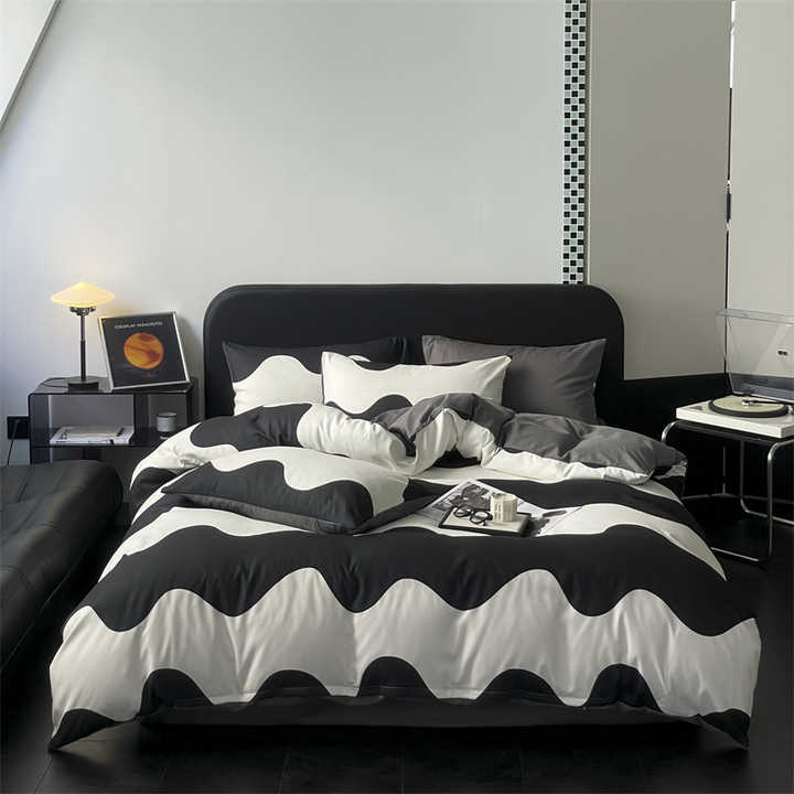 4-piece bed sheet and pillowcase set, made of 100% soft 