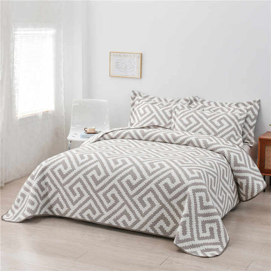 مفرش سرير بتصميم هندسي مصبوغ بخيوط . Geometric Yarn Dyed Bedspread 3 Piece Warm