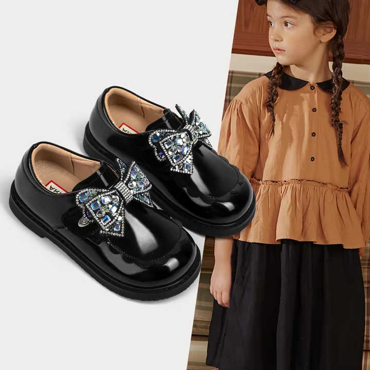 Ariaca Girls' Comfortable Black Butterfly Sandals, Fashionable Easy-to-Tie Student Wedding Party Shoes for Spring 