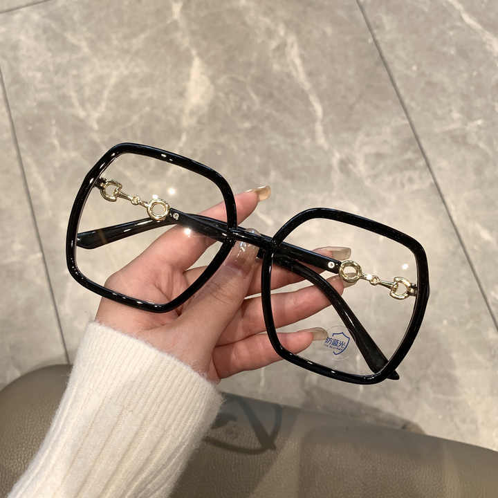 oversized square sunglasses 