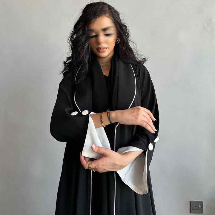 Luxury black abaya 