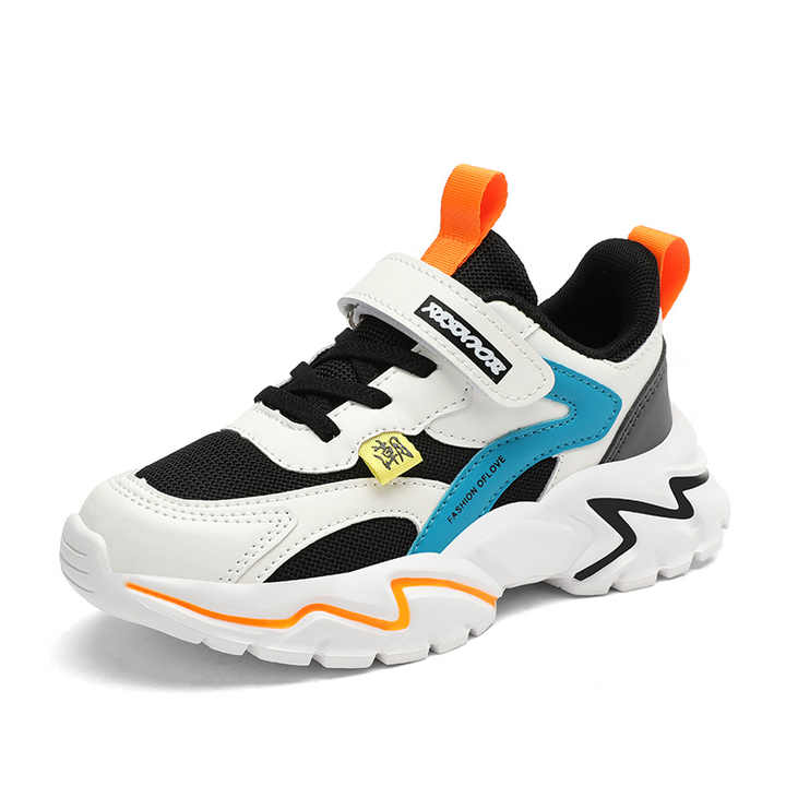 أحذية رياضية جديدة عالية الجودة  . New high quality sneakers