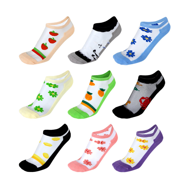 الجوارب الفتيات