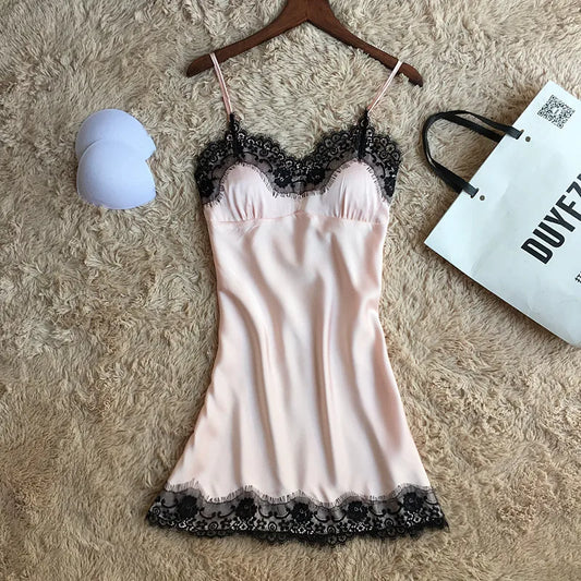 بيجامة ساتان-بدلات نوم نسائيه