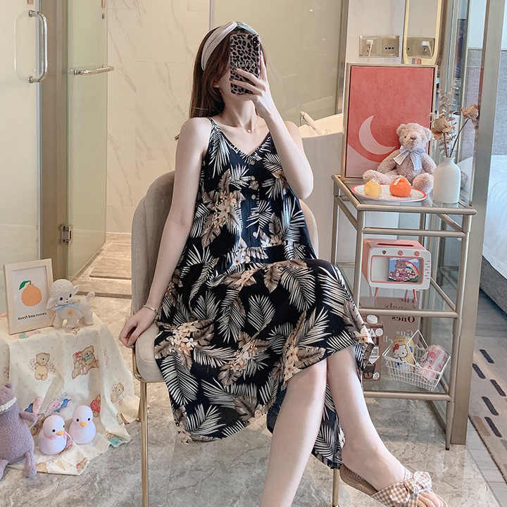 Women's sleepwear 