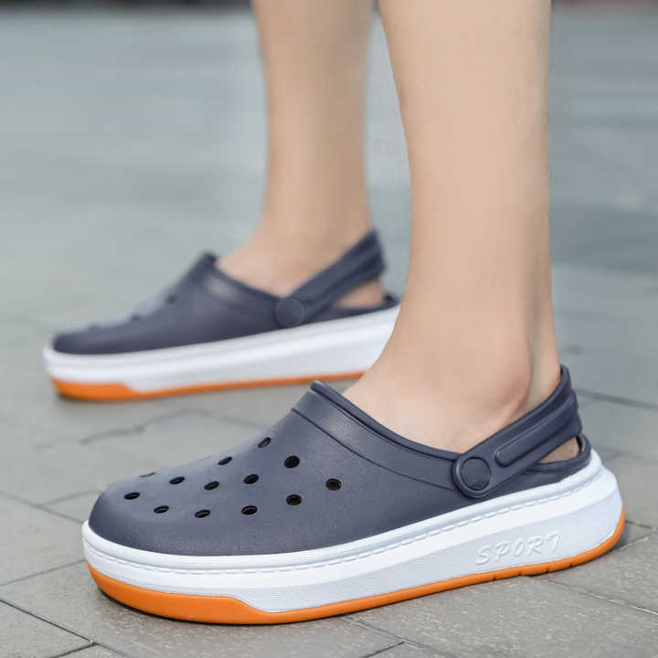 sandal . صندل