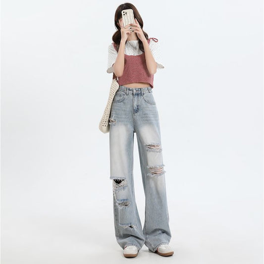 بناطيل نسائية ممزوقة