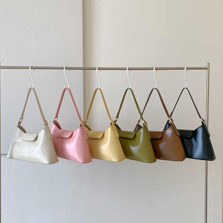 Bags and fun,حقائب و امتعه