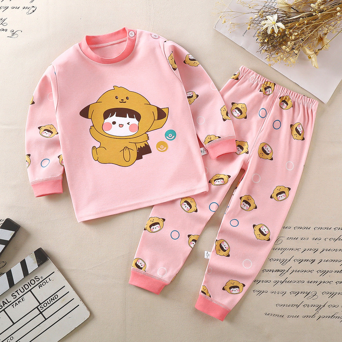 بيجامة كم طويل