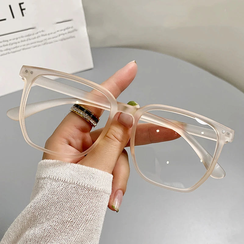 نظارة- Glasses