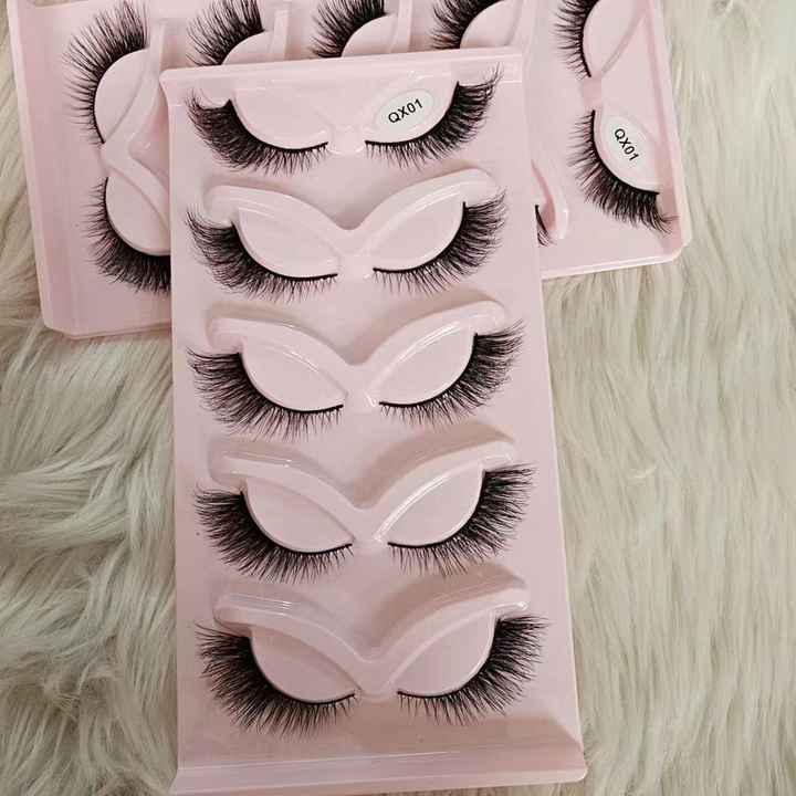 false eyelashes