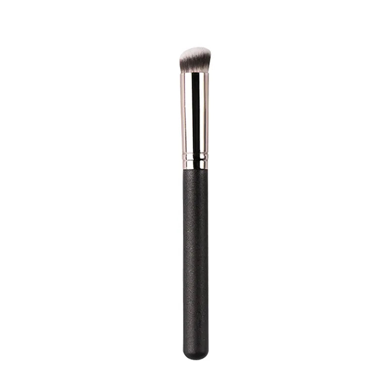 Pro Small Foundation Brush 