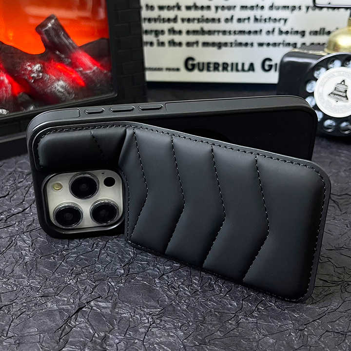 iPhone cases . كفرات ايفون