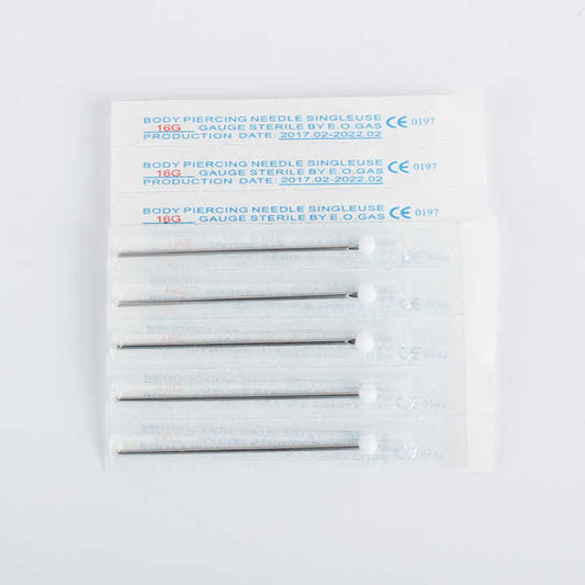 لوازم ثقب الجسم الجراحية