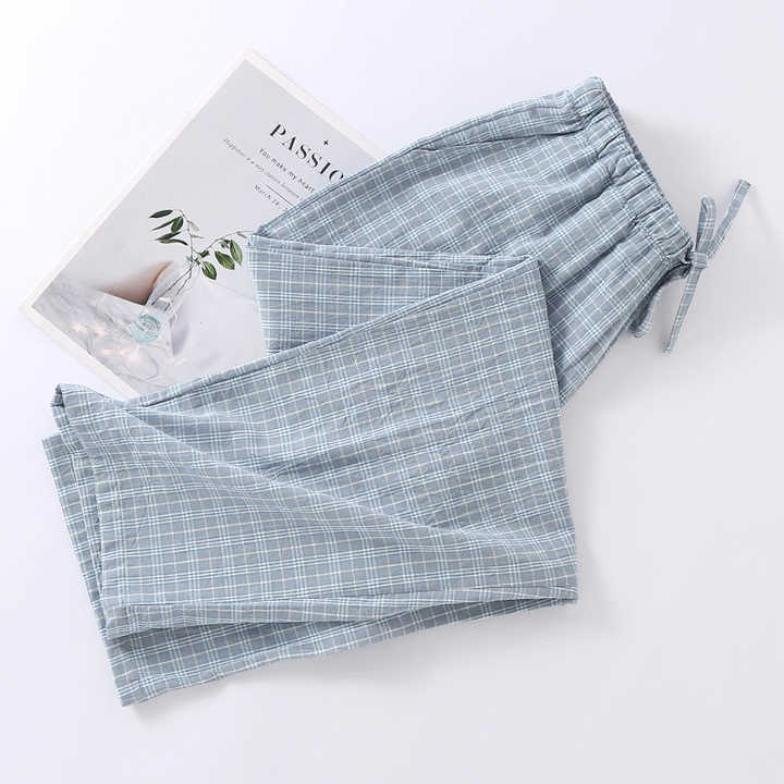 Men's sleep pants made of pure cotton. 