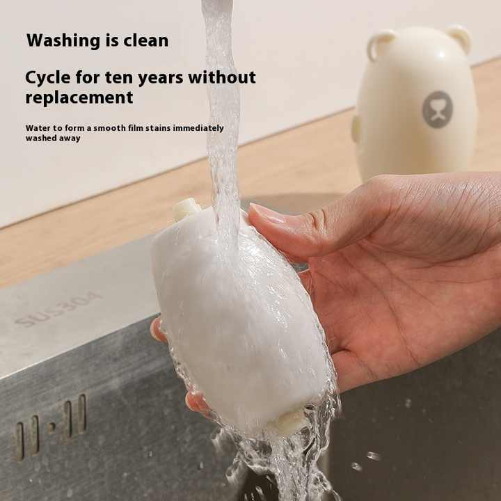 New synthetic piece for household cleaning 