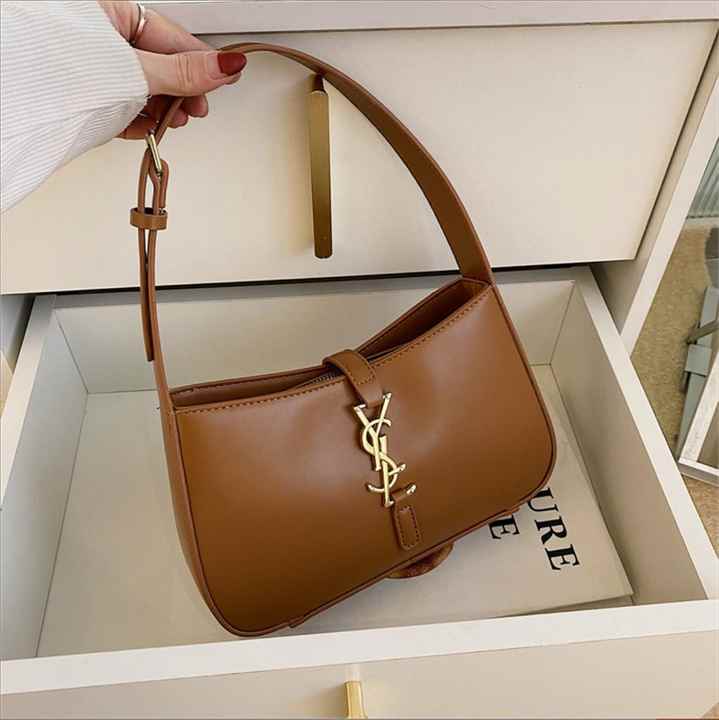 Famous Brands Women's Faux Leather Handbag 