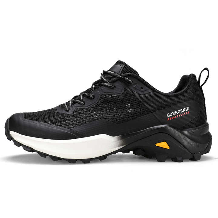 outdoor sports shoes 