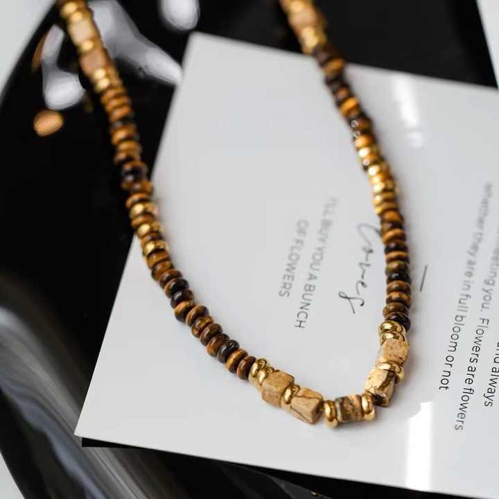 Women's necklace 