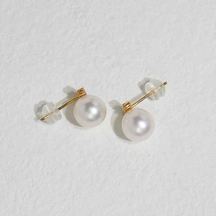 Akoya pearl earrings 