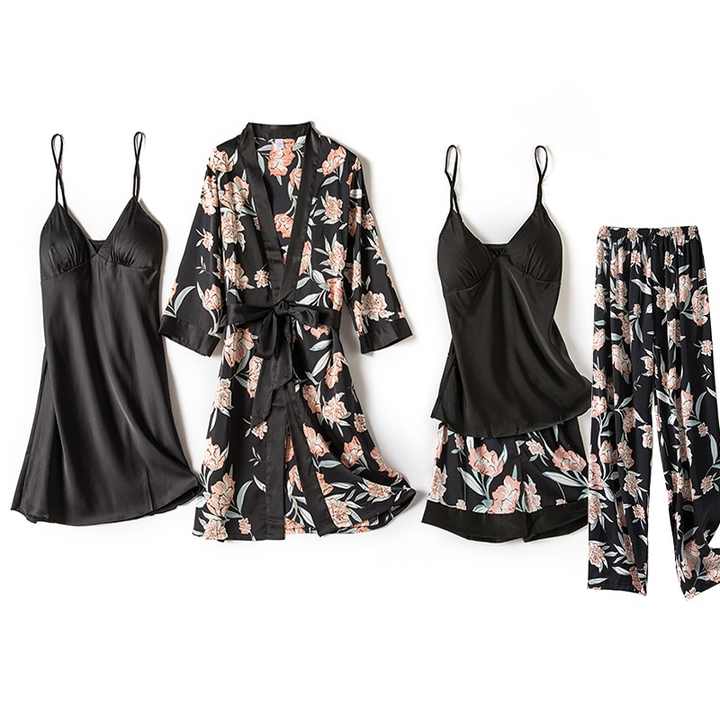 Women's sleepwear 