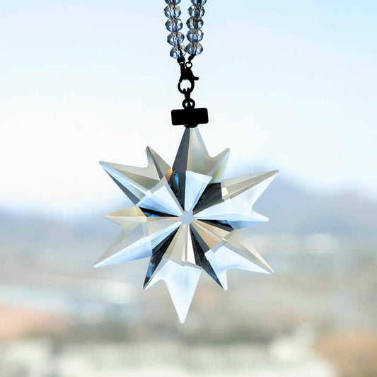 سيارة ثلجية