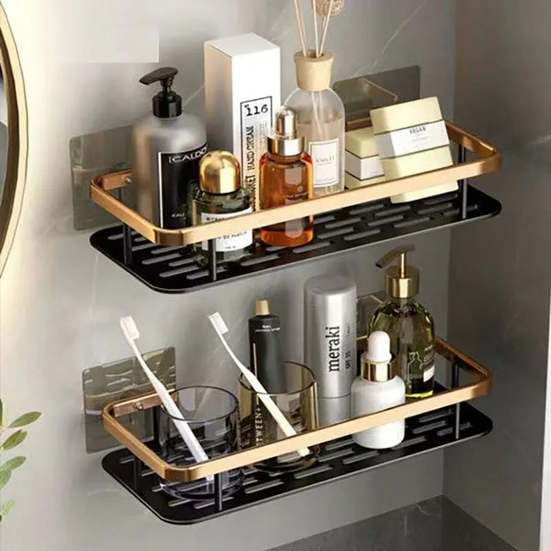 Multi-layer storage shelf 