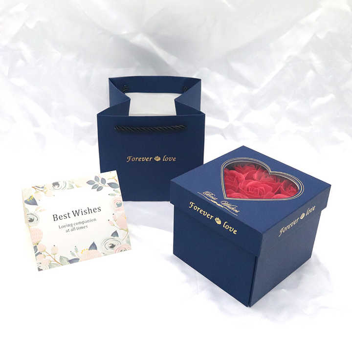 مخصص وضعت مجوهرات علبة لتغليف القلائد . Custom Crafted Jewelry Box Necklace Packaging