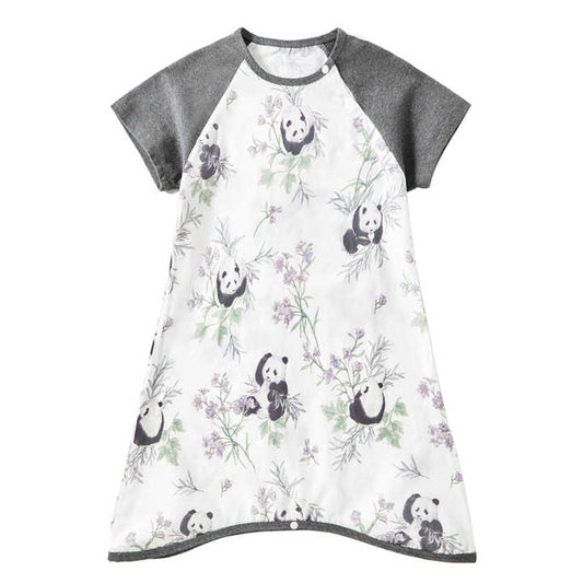 Children's sleep suits 