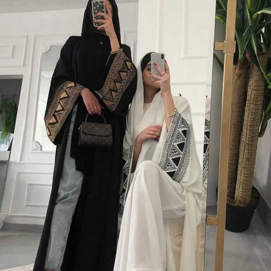 عباية سودا نساء