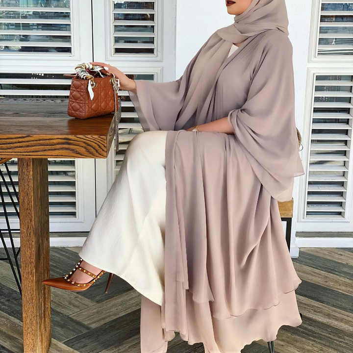 Elegant and modern women's abayas 