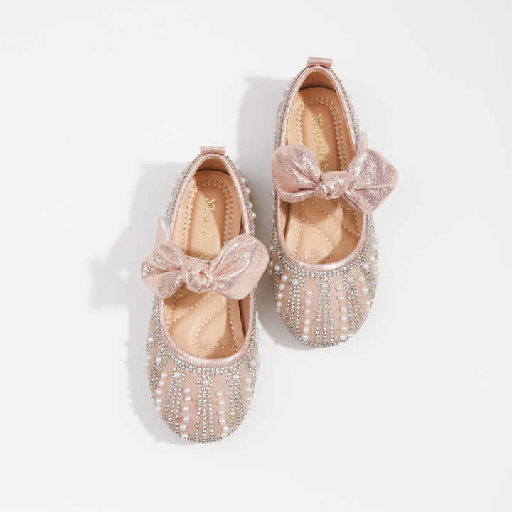 أحذية أميرة أنيقة للفتيات Stylish princess shoes for girls