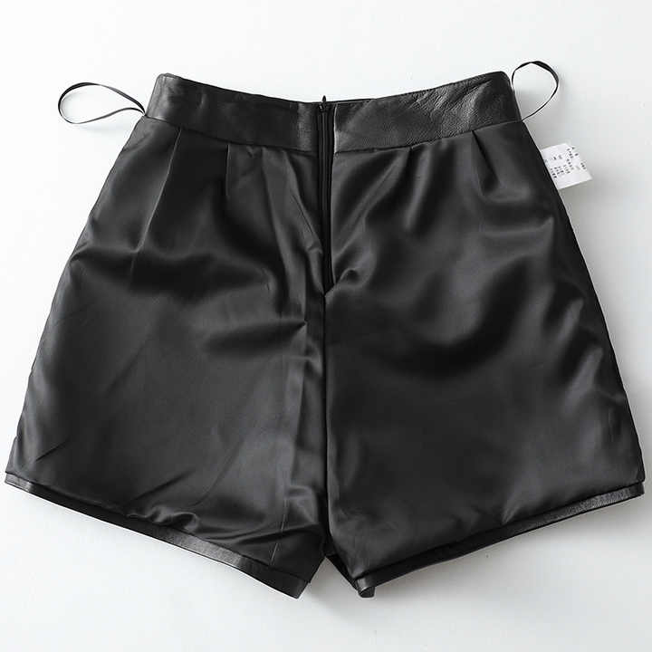 Women's casual shorts 