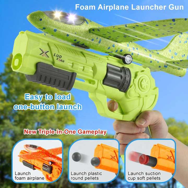 مسدس طائرات لطرد الرغوة ، ألعاب الأطفال . Foam jet gun, children's toys