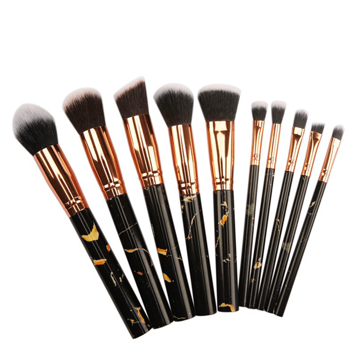 Diamond makeup brushes 