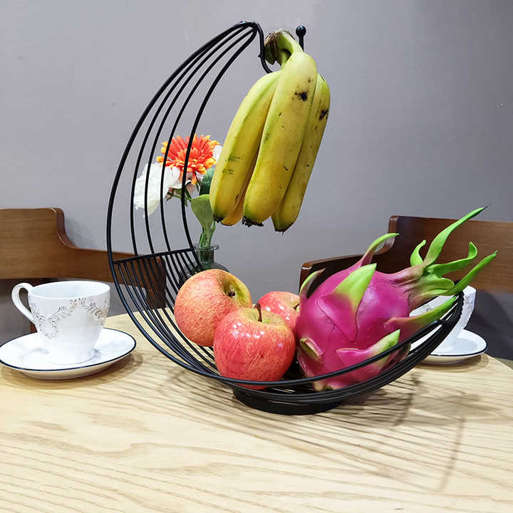 Fruit and vegetable storage basket 