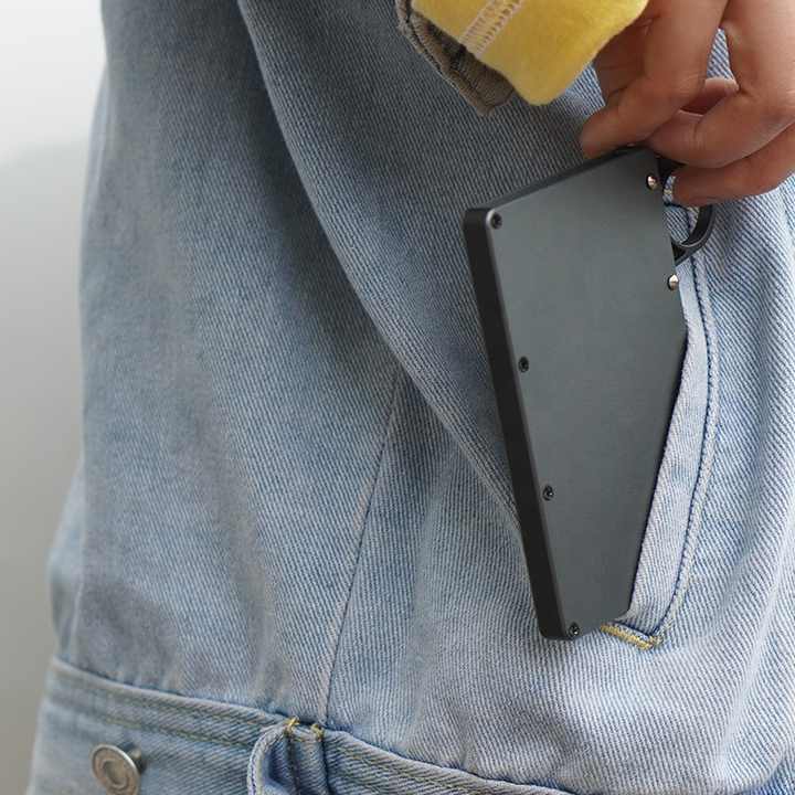 2022 حار بيع الحد الأدنى المعادن حامل بطاقات . 2022 Hot Sale Minimalist Metal Card Holder Aluminum