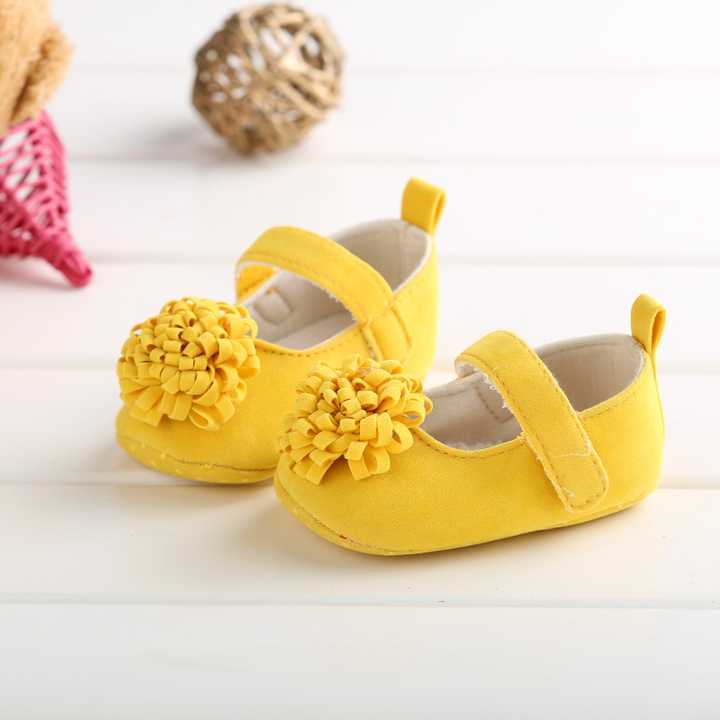 Children's shoes 