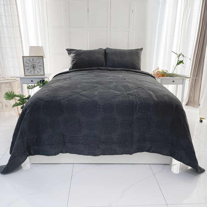 لحاف عالي الجودة ، طقم لحاف طويل High quality comforter, long comforter set