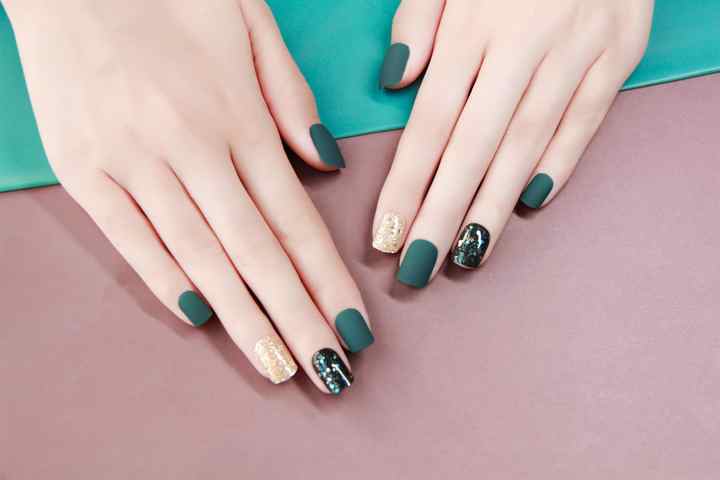 اظافر لامعه-shiny nails