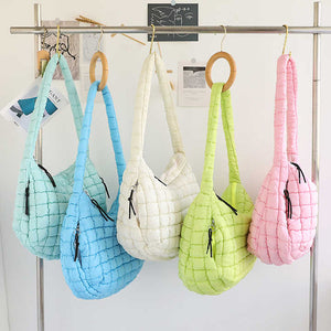 Women's handbags 